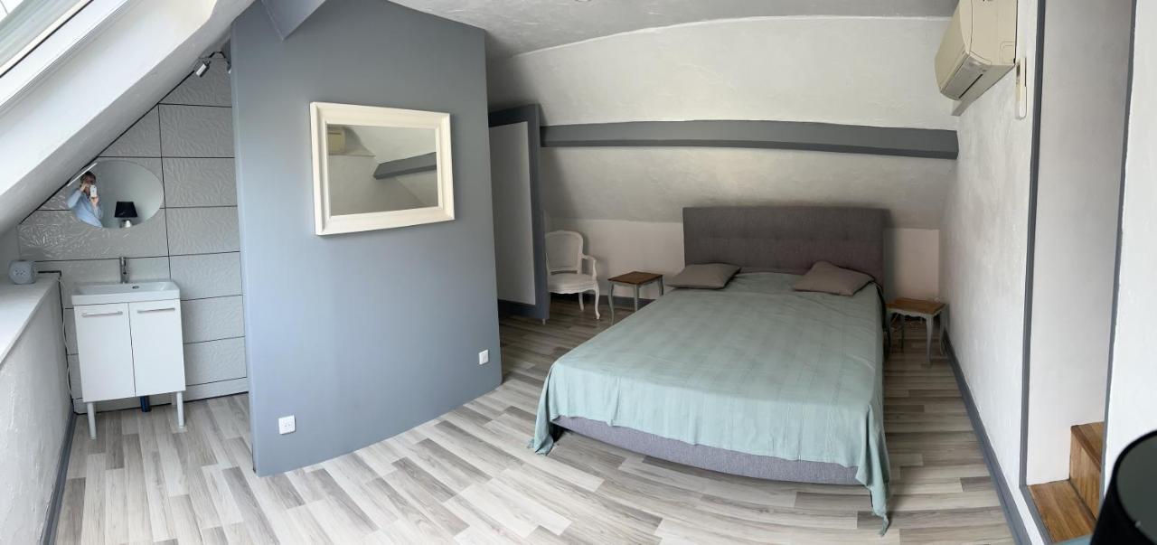 Вилла Chez Brigitte Chatillon-sur-Marne Экстерьер фото
